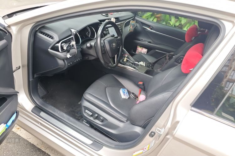 Toyota Camry 2018 car image #18