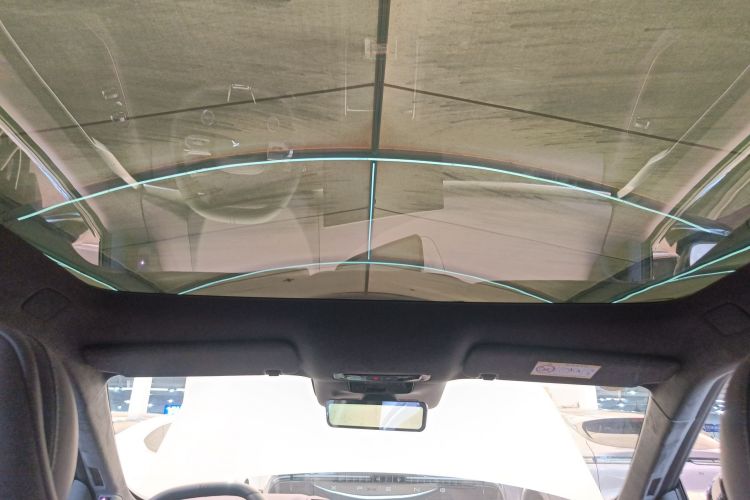 Xpeng P7 2025 imagen de coche #18