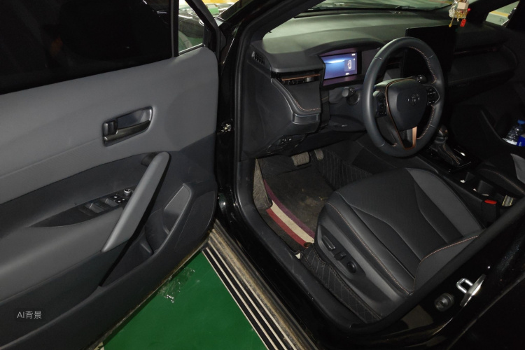 Toyota Frontlander 2025 car image #18
