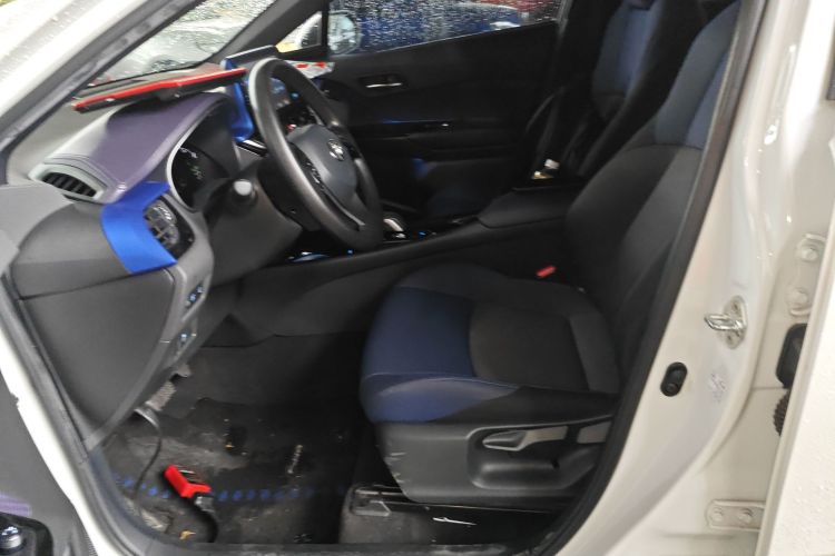 Toyota C-HR EV 2021 car image #18