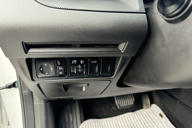 GEELY Binray 2019 #18 GEELY Binray 2019 car image #18