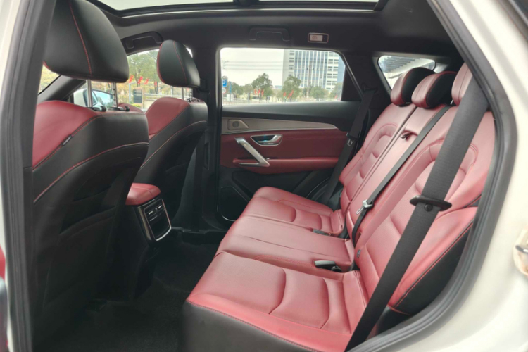 X70 PLUS 2020 car image #18
