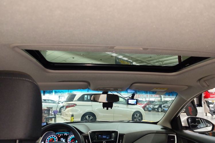 Chevrolet Cavalier 2019 صورة سيارة #18