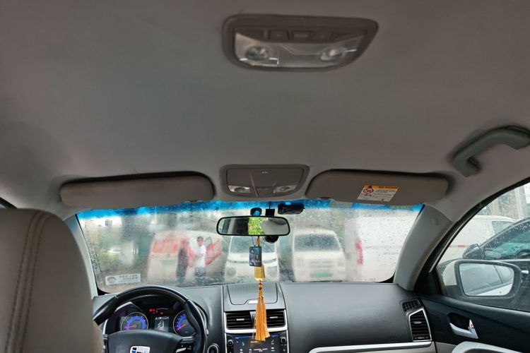 GEELY Emgrand 2016 car image #18