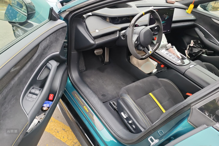 MI SU7 Ultra 2025 car image #18