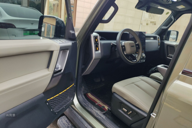 2025 car image #18