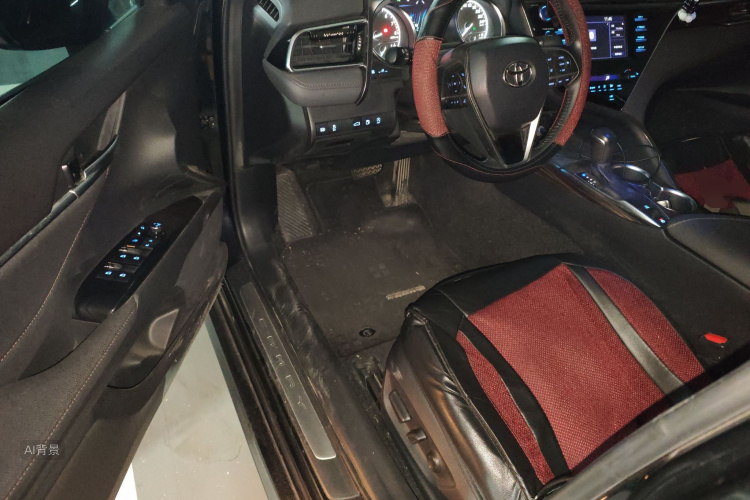 Toyota Camry 2019 immagine di auto #18