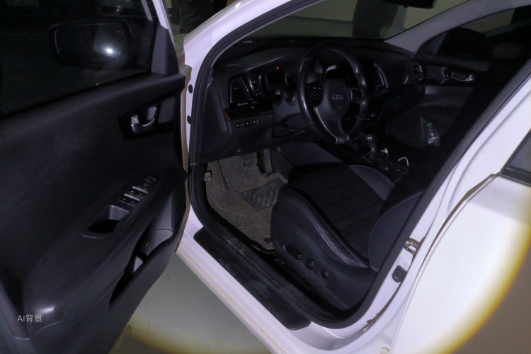 起亚 起亚K4 2015 汽车图片 #18