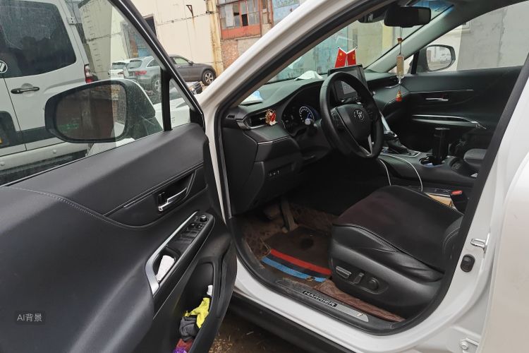 Toyota Harrier 2023 car image #18