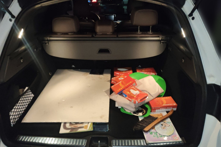 Mercedes-Benz GLC Class 2017 car image #18