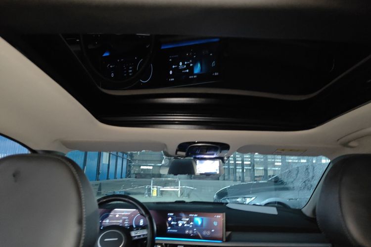 Hyundai Sonata 2024 immagine di auto #18