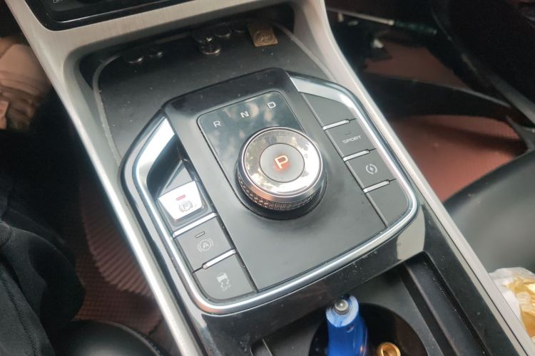 GEELY Emgrand GSe 2020 car image #18