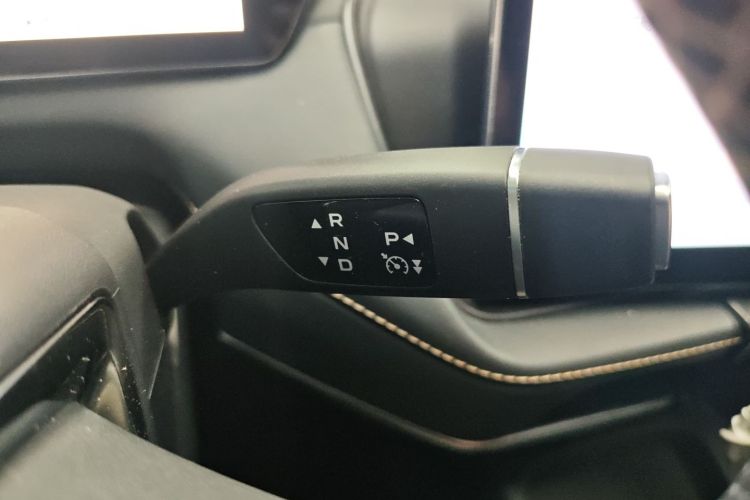 Deepal SL03 2022 image de voiture #18