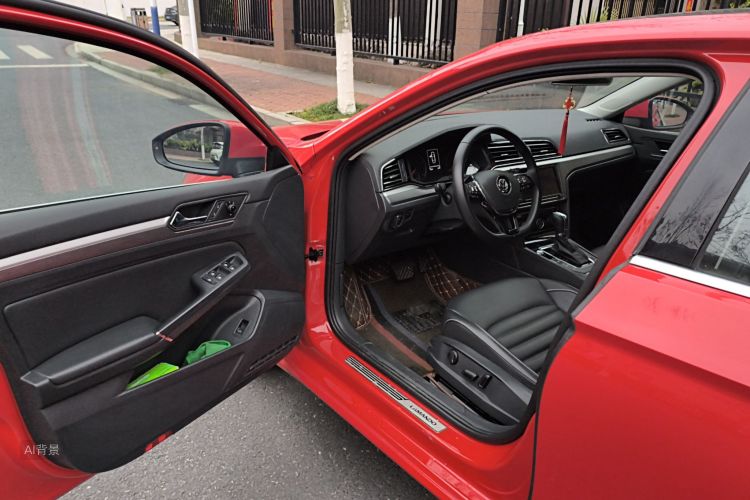 Volkswagen Lamando 2019 car image #18