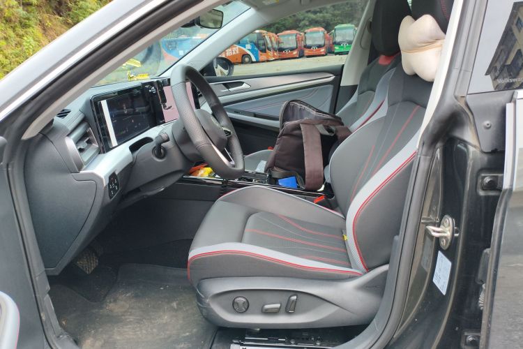 Volkswagen Lamando 2024 car image #18