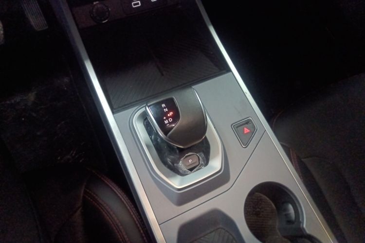 Dashing 2024 car image #18