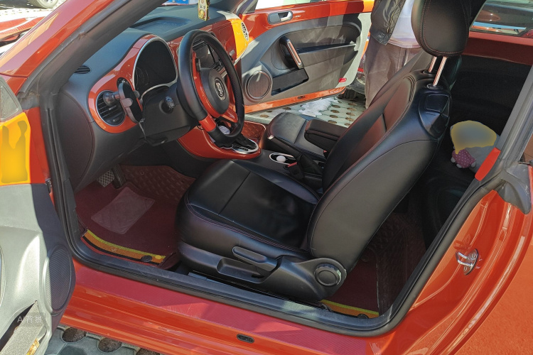 Volkswagen Beetle 2019 car image #18