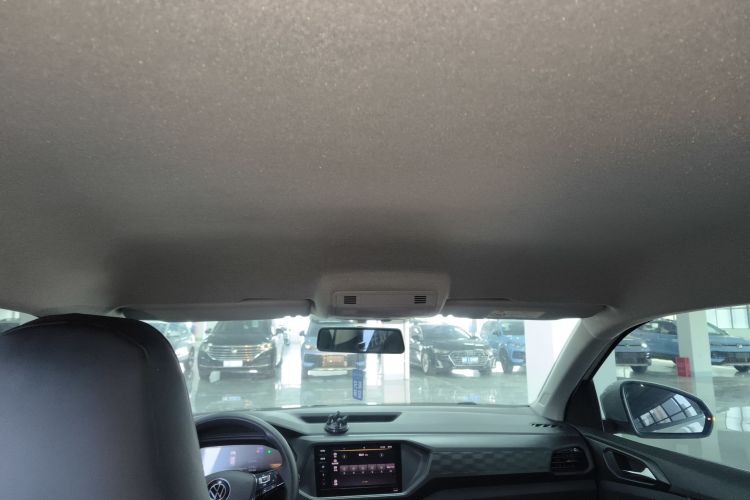 Toyota T-Cross 2023 car image #18