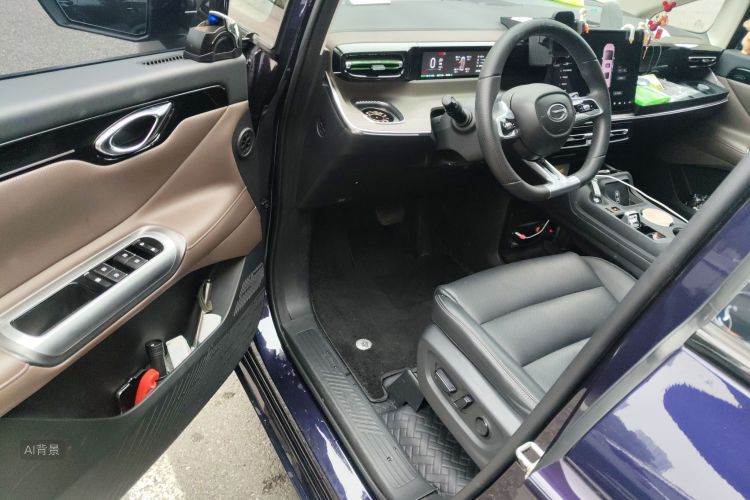 GAC Trumpchi E8 2023 صورة سيارة #18