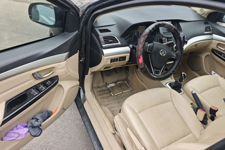 Great Wall C30 2016 image de voiture #18