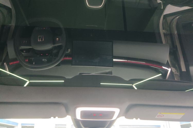 极氪 极氪X 2024 汽车图片 #18