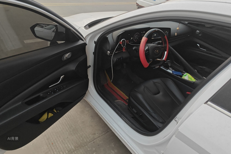 Hyundai Elantra 2021 immagine di auto #18