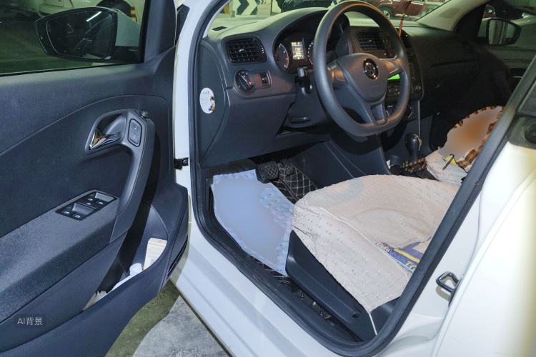 Polo 2019 car image #18
