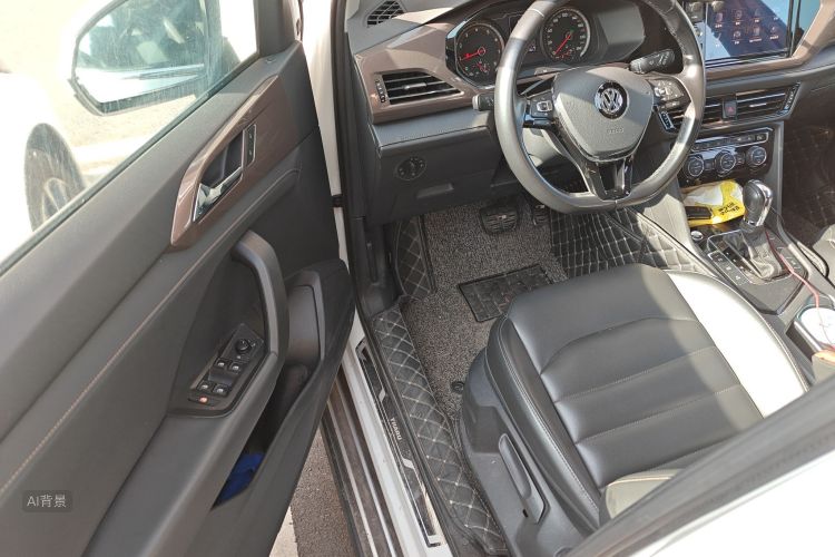Volkswagen Tharu 2018 #18 Volkswagen Tharu 2018 car image #18