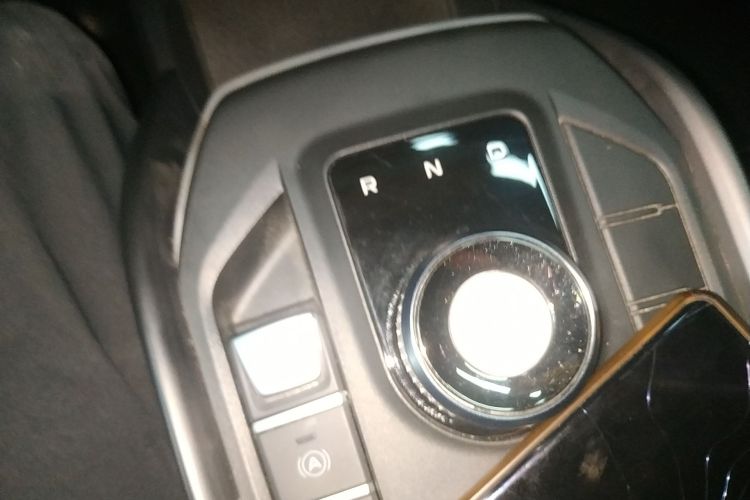 睿蓝汽车 枫叶60s 2025 汽车图片 #18