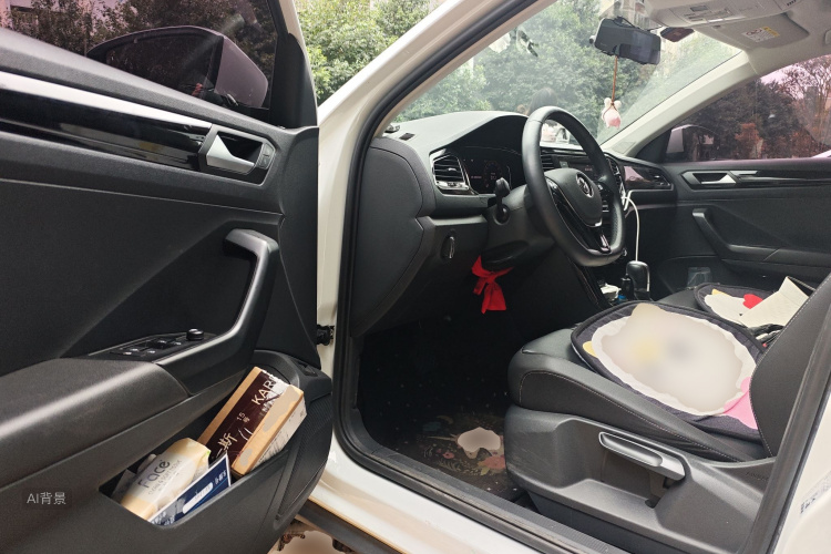 T-Roc 2020 immagine di auto #18