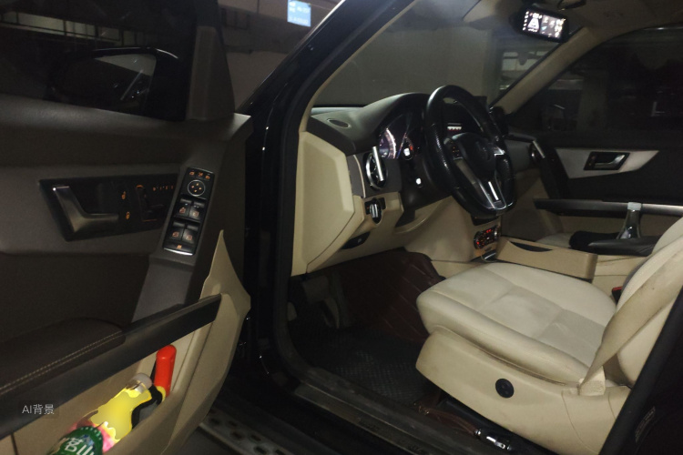 Mercedes-Benz GLK Class 2015 car image #18