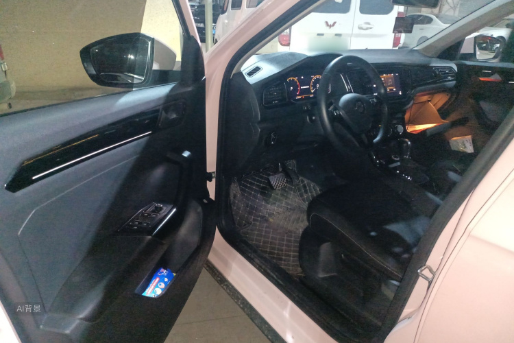 T-Roc 2020 #18 T-Roc 2020 car image #18