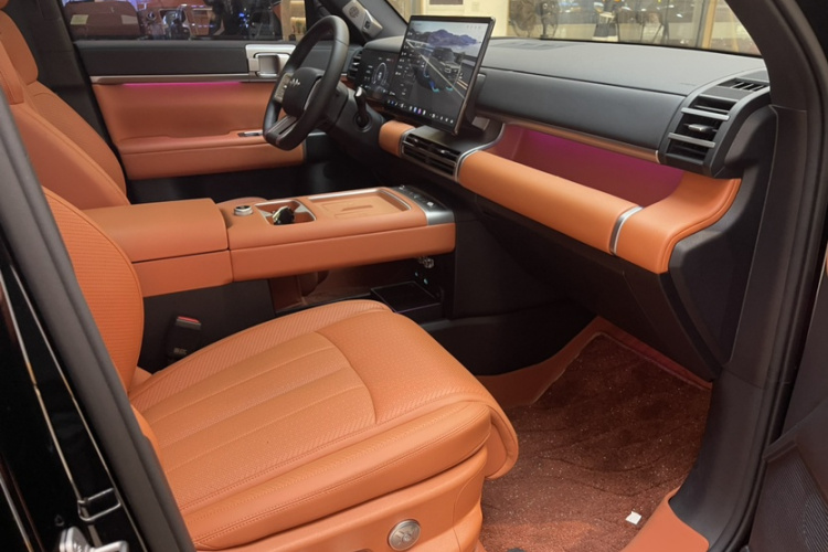 FangChengBao Tiger 7 2025 car image #18