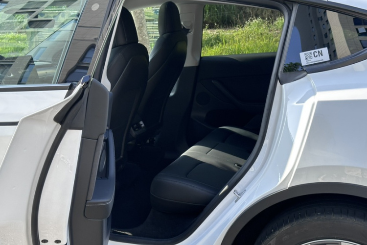 特斯拉 Model Y 2022 汽车图片 #18