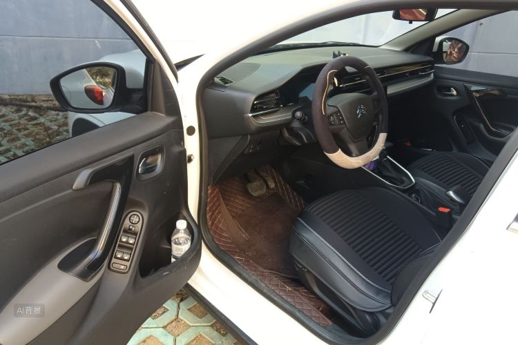 Citroen C3-XR 2023 car image #18