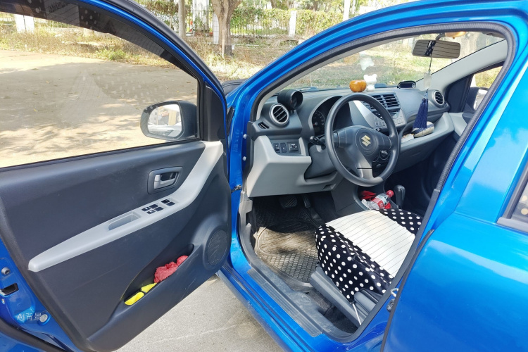 Suzuki Alto 2014 صورة سيارة #18