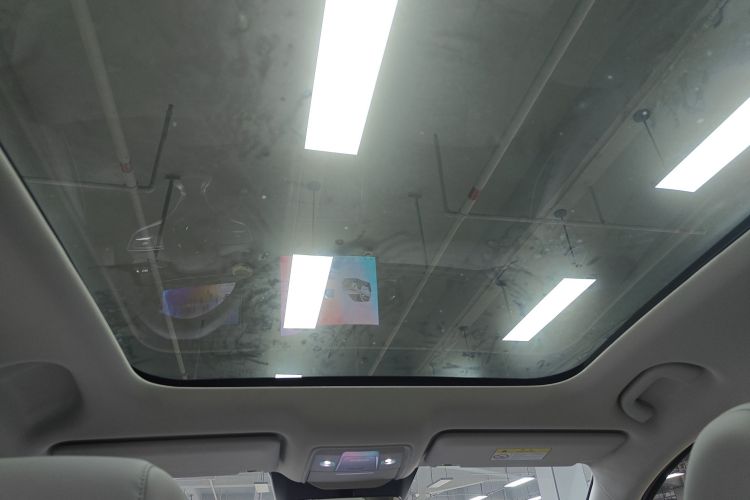 BYD Sea Lion 05 EV 2025 car image #18