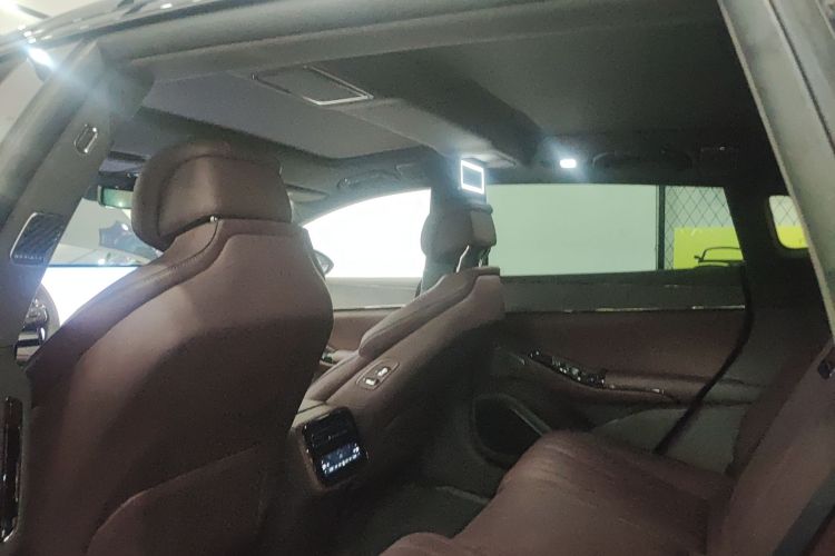 Denza Z9GT 2024 image de voiture #18