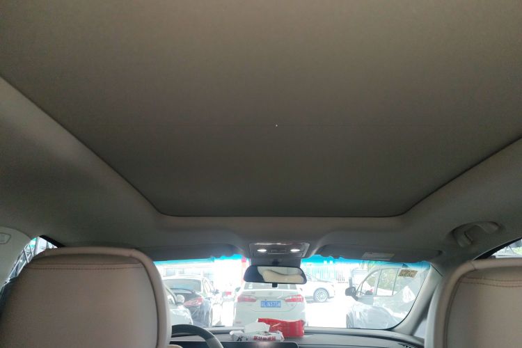 Forthing Yacht 2024 car image #18