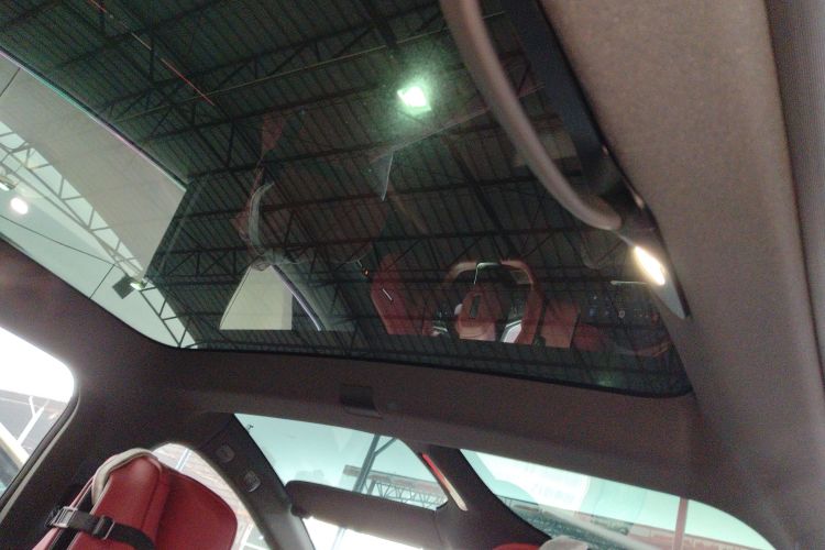 Avatr 12 2025 imagem de carro #18