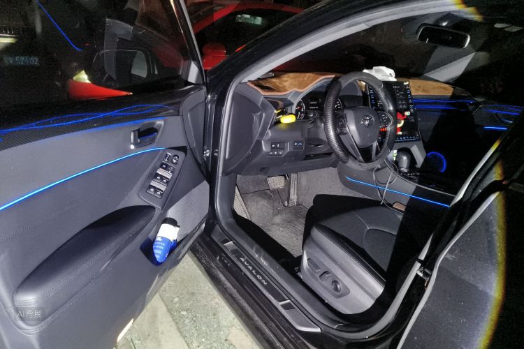 Toyota Avalon 2020 car image #18