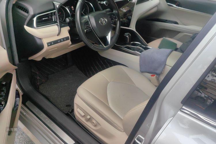 Toyota Camry 2021 car image #18