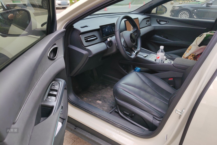 BYD Seal 06 DM-i 2025 immagine di auto #18