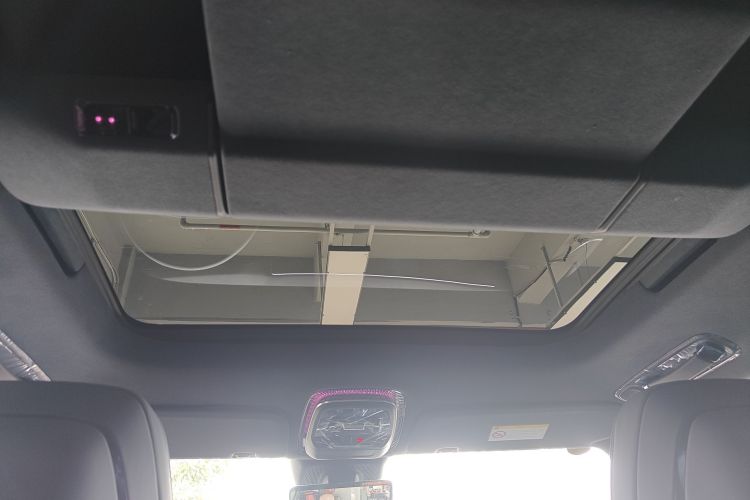 Zeekr 9X 2026 изображение автомобиля #18