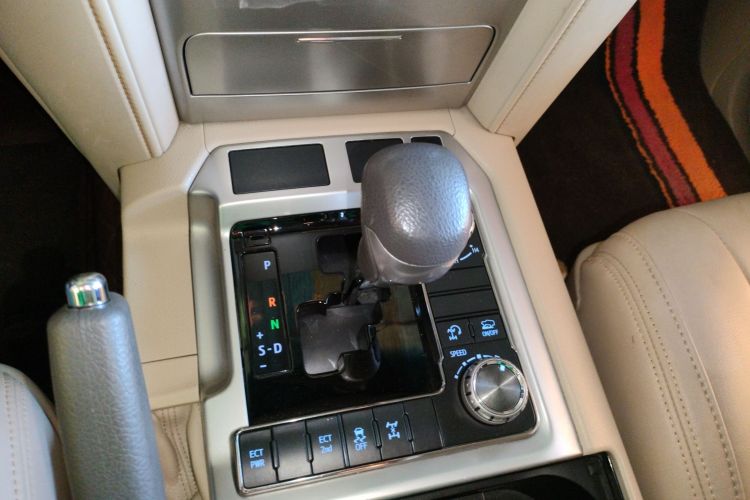Toyota 2019 #18 Toyota 2019 car image #18
