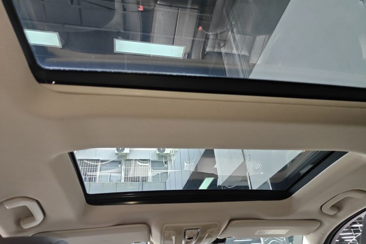 Mercedes-Benz GLE Class 2016 car image #18