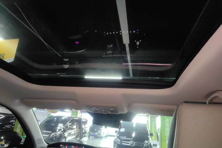 Changan UNI-K iDD 2022 car image #18