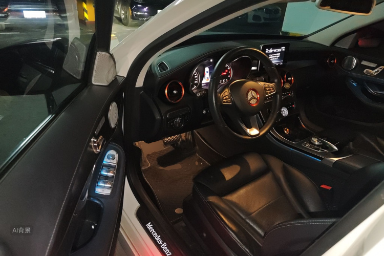 Mercedes-Benz C Class 2017 car image #18