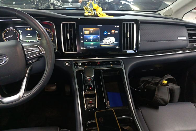 广汽传祺 传祺M8 2023 汽车图片 #18