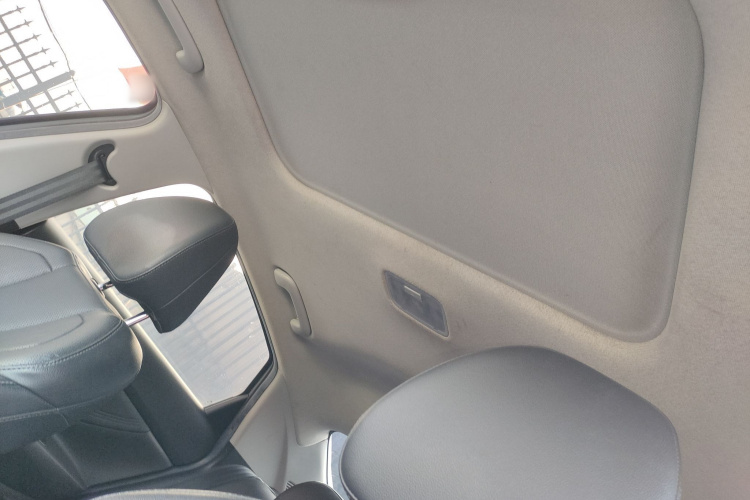 Hyundai Elantra 2021 car image #18